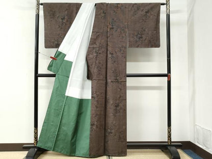 平和屋着物●本場大島紬　9マル蔦の葉文　証紙付き　正絹　逸品　未使用　CABI2220yc