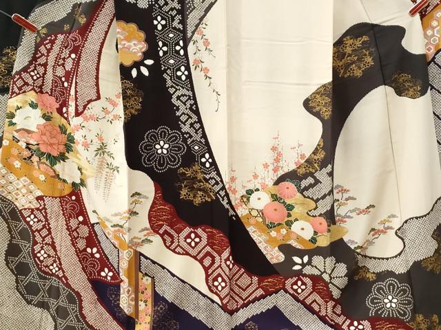 平和屋着物●豪華振袖　駒刺繍　鬘帯貝桶牡丹花文　金彩　正絹　逸品　CABI2227yc