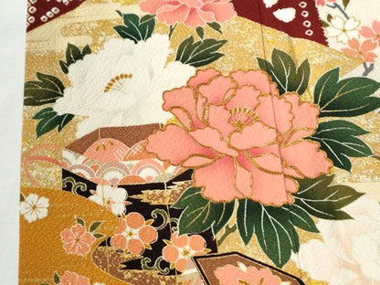 平和屋着物●豪華振袖　駒刺繍　鬘帯貝桶牡丹花文　金彩　正絹　逸品　CABI2227yc