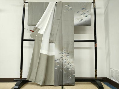 平和屋着物●訪問着　駒刺繍　笹松葉文　暈し染め　金彩　正絹　逸品　CABI2243yc