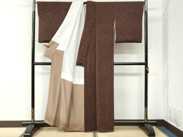 平和屋着物●上質な小紋　型染め　松葉文　鬼しぼ縮緬　正絹　逸品　CABI2259yc