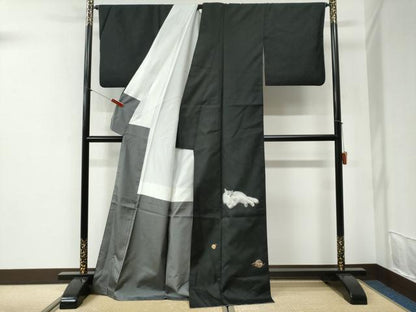 平和屋着物●本場縞大島紬　色留訪問着　総刺繍　猫　鈴　毬　正絹　逸品　CABI2330yc