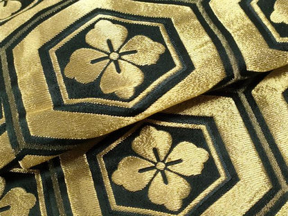 平和屋着物●男性　馬乗り袴　舞台衣装　金襴袴　亀甲花文　黒地　金糸　CABI2333yc
