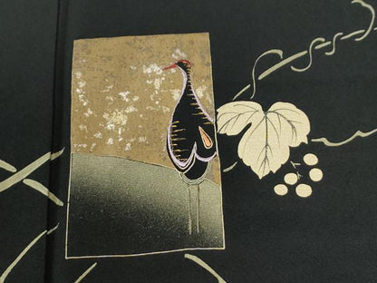 平和屋着物●訪問着　刺繍　色紙鶴南天蔦の葉花文　黒地　金彩　正絹　逸品　CABI2379yc