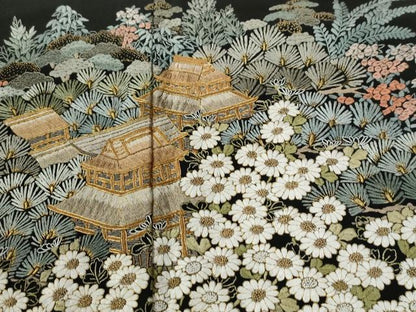 平和屋着物●豪華黒留袖　作家物　駒刺繍　松竹梅風景花文　金糸　正絹　逸品　CABI2394yc