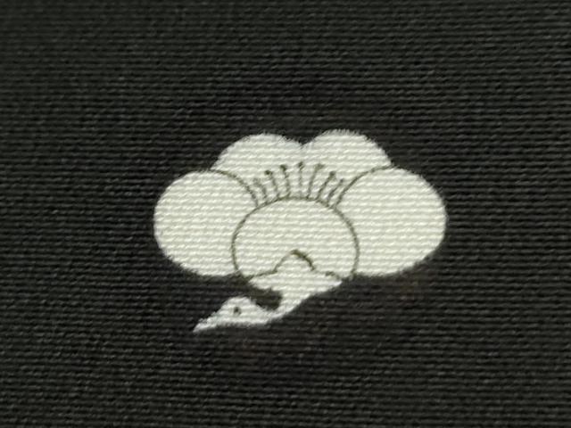 平和屋着物●豪華黒留袖　作家物　駒刺繍　松竹梅風景花文　金糸　正絹　逸品　CABI2394yc