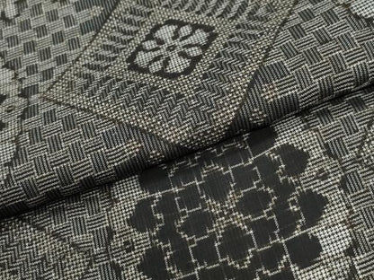平和屋着物●本場大島紬　龍郷絣　正絹　逸品　CABI2413yc