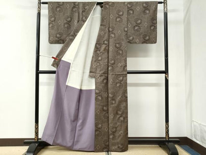 平和屋着物●本場大島紬　割り込み絣　雪輪松葉吉祥花文　正絹　逸品　未使用　CABI2416yc