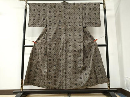 平和屋着物●本場大島紬　龍郷絣　正絹　逸品　CABI2417yc