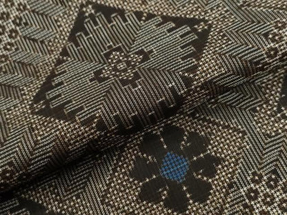 平和屋着物●本場大島紬　龍郷絣　正絹　逸品　CABI2417yc