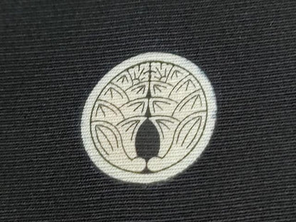 平和屋着物●豪華黒留袖　友禅　作家物　童子花唐草文　正絹　逸品　CABI2427yc