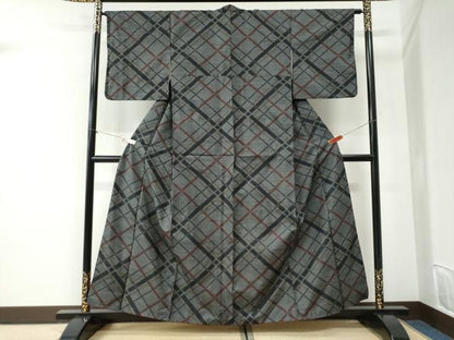 平和屋着物●本場大島紬　7マルキ　吉祥文　正絹　逸品　CABI2445yc