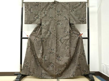 平和屋着物●本場大島紬　7マルキ　枝花文　正絹　逸品　CABI2459yc
