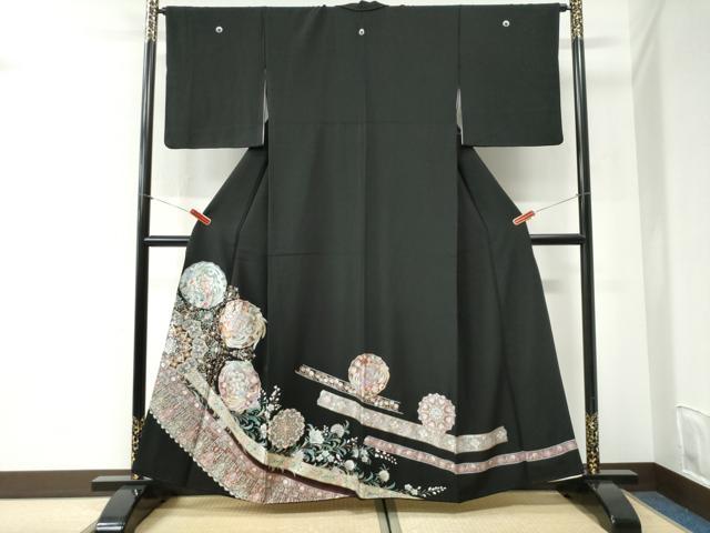 平和屋着物●豪華黒留袖　鳳凰更紗花唐草文　金銀彩　正絹　逸品　CABI2510yc