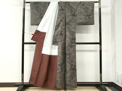 平和屋着物●本場大島紬　9マルキ　枝花文　正絹　逸品　CABI2517yc