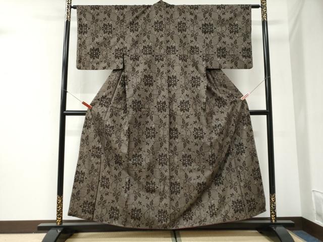 平和屋着物●本場大島紬　7マルキ　花唐草文　正絹　逸品　CABI2524yc
