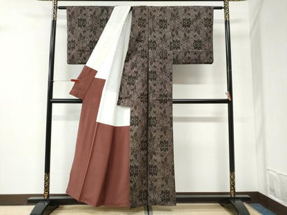 平和屋着物●本場大島紬　7マルキ　花唐草文　正絹　逸品　CABI2524yc