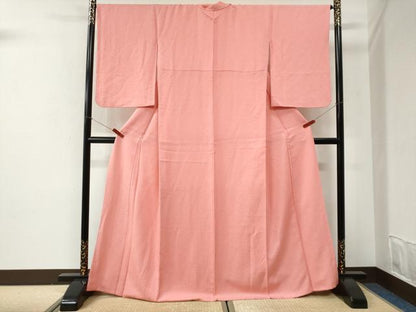 平和屋着物●上質な色無地　紋意匠　珊瑚色　正絹　逸品　CABI2525yc