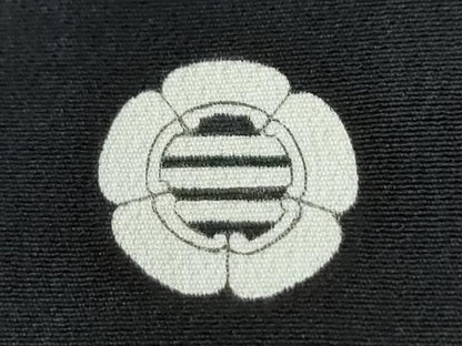 平和屋着物●豪華黒留袖　友禅　作家物　鷺枝花文　暈し染め　正絹　逸品　未使用　CABI2532yc