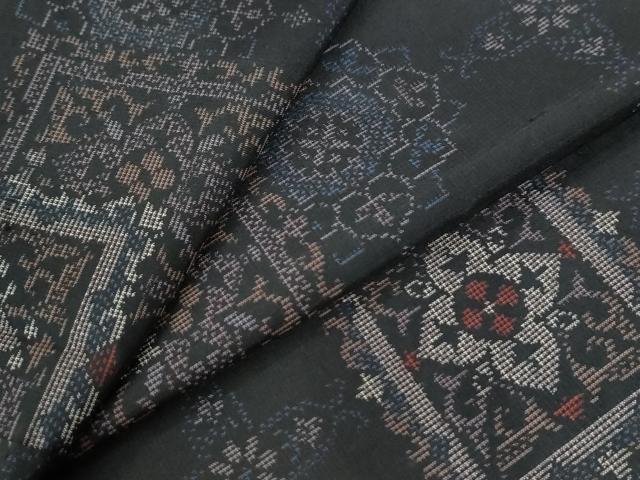 平和屋着物●本場大島紬　9マルキ　色紙花唐草文　正絹　逸品　未使用　CABI2546yc