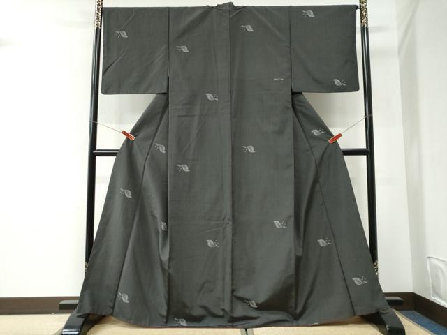 平和屋着物●上質な紬　間道　舞葉文　黒地　正絹　逸品　CABI2548yc