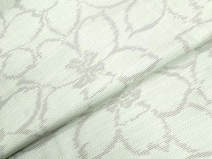 平和屋着物●本場大島紬　白大島　舞桜文　正絹　逸品　CABI2560yc