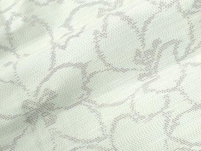 平和屋着物●本場大島紬　白大島　舞桜文　正絹　逸品　CABI2560yc