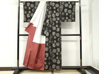平和屋着物●本場大島紬　7マルキ　地空き　舞花文　正絹　逸品　CABI2622yc