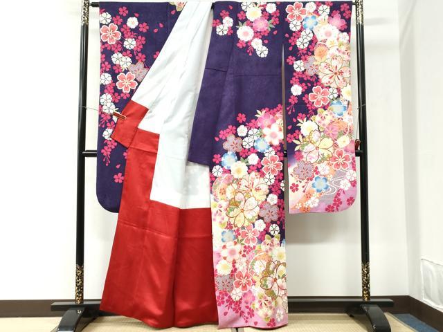 平和屋着物●豪華振袖　駒刺繍　毬舞桜文　暈し染め　金彩　正絹　逸品　CABI2626yc