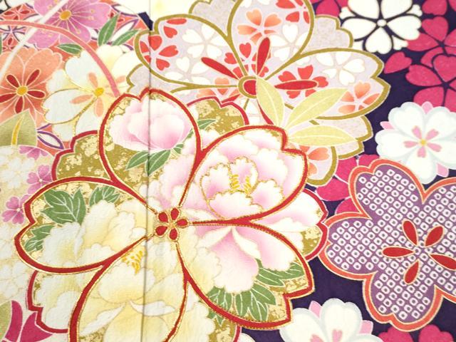 平和屋着物●豪華振袖　駒刺繍　毬舞桜文　暈し染め　金彩　正絹　逸品　CABI2626yc