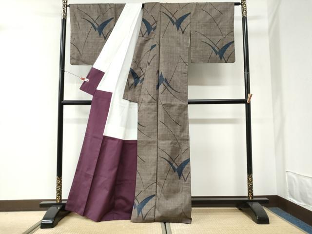 平和屋着物●本場大島紬　7マルキ　舞蝶文　正絹　逸品　CABI2627yc