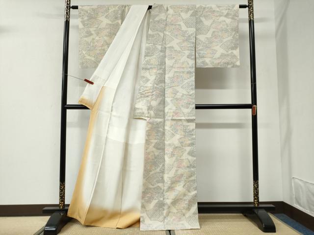 平和屋着物●結城紬　100亀甲　飛び亀甲柄　地紙重ね吉祥花文　正絹　逸品　CABI2645yc
