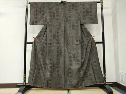 平和屋着物●本場大島紬　9マルキ　草花丸文　やまと誂製　正絹　逸品　CABI2670yc