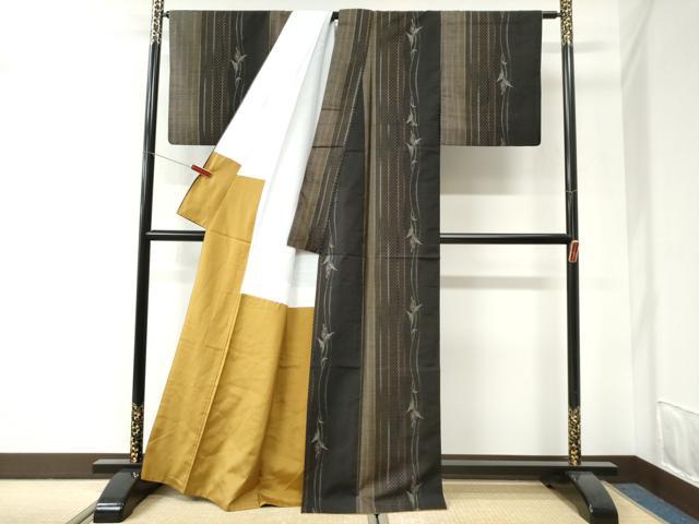 平和屋着物●本場大島紬　9マルキ　草花文　正絹　逸品　CABI2672yc