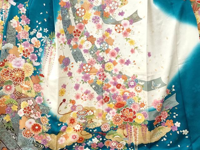 平和屋着物●豪華振袖　駒刺繍　短冊地紙貝桶草花文　暈し染め　銀通し地　正絹　逸品　CABI2757yc