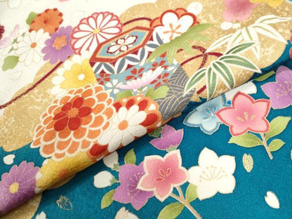 平和屋着物●豪華振袖　駒刺繍　短冊地紙貝桶草花文　暈し染め　銀通し地　正絹　逸品　CABI2757yc