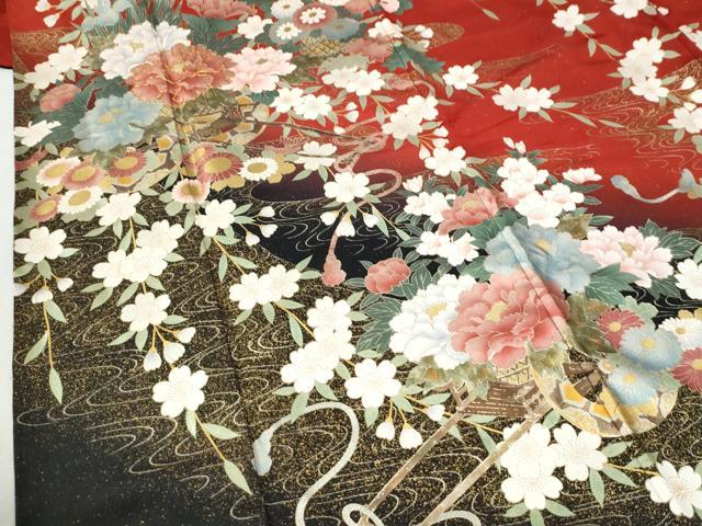 平和屋着物●豪華振袖　駒刺繍　牡丹花車文　暈し染め　銀通し地　正絹　逸品　CABI2758yc