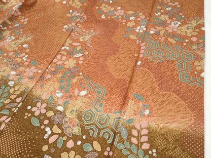 平和屋着物●訪問着　花蝶文　暈し染め　金彩　正絹　逸品　CABI2780yc