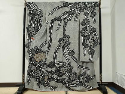 平和屋着物●豪華振袖　総絞り　駒刺繍　枝垂れ草花文　黒地　正絹　逸品　CABI2819yc