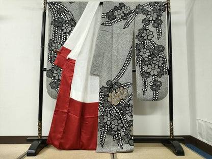 平和屋着物●豪華振袖　総絞り　駒刺繍　枝垂れ草花文　黒地　正絹　逸品　CABI2819yc