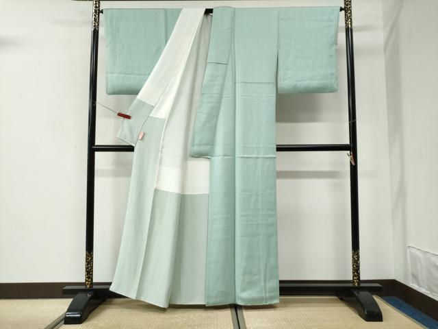 平和屋着物●上質な色無地　吉祥地紋　白緑色　正絹　逸品　CABI2835yc
