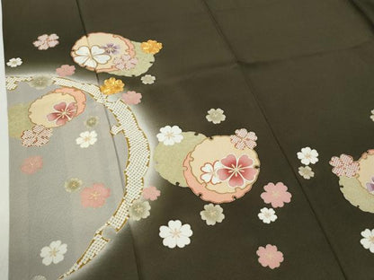 平和屋着物●豪華振袖・長襦袢セット　駒刺繍　雪輪舞葉文　暈し染め　金彩　正絹　逸品　未使用　CABI2861yc