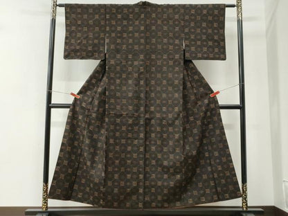 平和屋着物●国指定重要無形文化財　本場久米島紬　手織　正絹　逸品　CABI2877yc