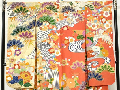 平和屋着物●豪華振袖　駒刺繍　立波鳳凰牡丹花文　金彩　正絹　逸品　CABI2894yc