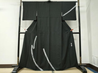 平和屋着物●東京友禅　菅有鬼一　訪問着　鬘帯舞花文　黒地　正絹　逸品　CABI2906yc