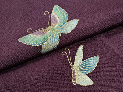 平和屋着物●上質な小紋　舞蝶文　金彩　鬼しぼ縮緬　正絹　逸品　CABI2909yc
