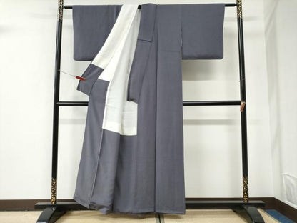 平和屋着物●上質な色無地　藤煤竹色　鬼しぼ縮緬　正絹　逸品　CABI2978yc