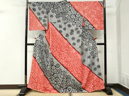 平和屋着物●訪問着　総絞り　舞花文　黒地　正絹　逸品　CABI2985yc