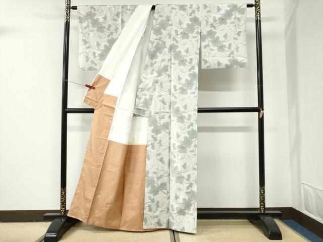 平和屋着物●本場大島紬　白大島　唐草文　正絹　逸品　CABI3019yc