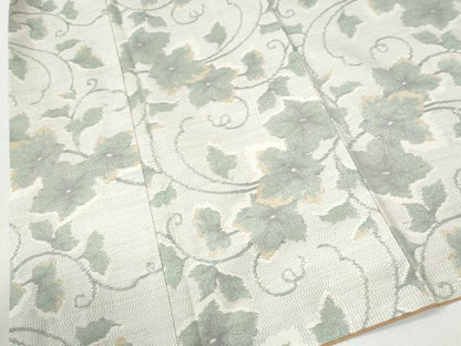 平和屋着物●本場大島紬　白大島　唐草文　正絹　逸品　CABI3019yc
